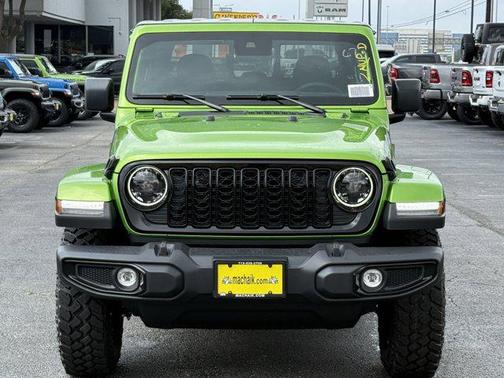 2025 Jeep Gladiator Willys