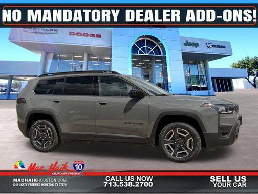 Sting-Gray Clearcoat 2026 Jeep Cherokee Laredo 4x4