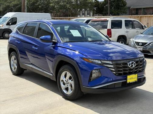 2023 Hyundai TUCSON SE