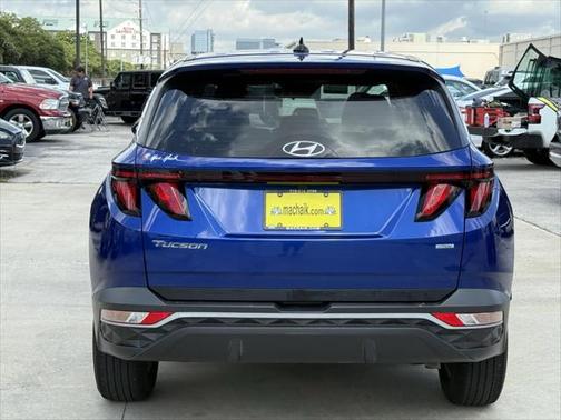 2023 Hyundai TUCSON SE