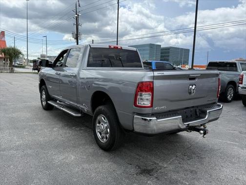 2022 RAM 2500 Big Horn Crew Cab 4x4 6'4' Box