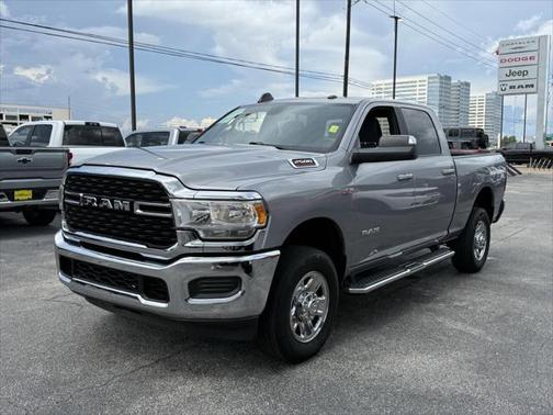2022 RAM 2500 Big Horn Crew Cab 4x4 6'4' Box