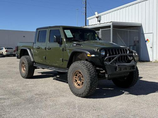 2022 Jeep Gladiator Sport