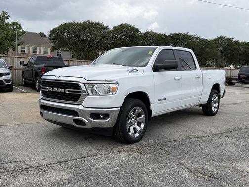 Bright White Clearcoat 2022 RAM 1500 Big Horn/Lone Star