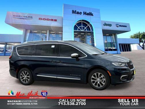 2025 Chrysler Pacifica L