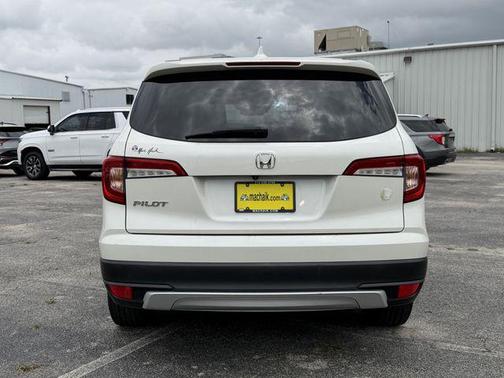 Lunar Silver Metallic 2019 Honda Pilot EX-L