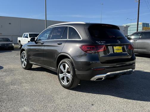 2022 Mercedes-Benz GLC 300 Base