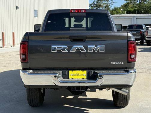 2025 RAM 2500 Tradesman Crew Cab 4x4 6'4' Box