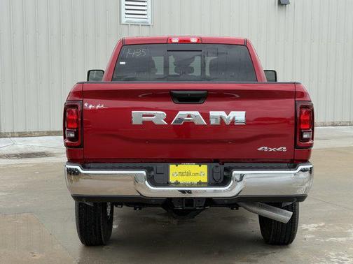 2025 RAM 2500 Tradesman Crew Cab 4x4 6'4' Box