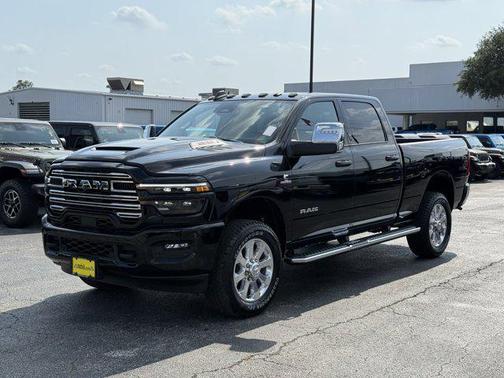 2025 RAM 2500 Laramie Crew Cab 4x4 6'4' Box