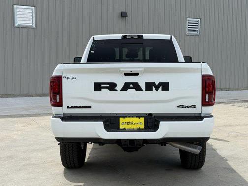 2025 RAM 2500 Laramie Crew Cab 4x4 6'4' Box