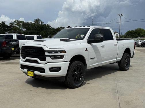2025 RAM 2500 Laramie Crew Cab 4x4 6'4' Box