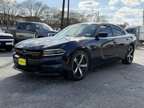 2017 Dodge Charger SE