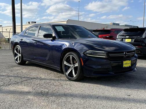 2017 Dodge Charger SE