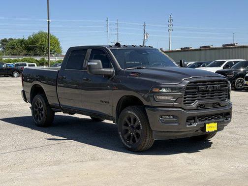 2025 RAM 2500 Big Horn Crew Cab 4x4 6'4' Box