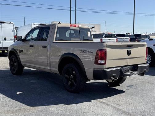 2019 RAM 1500 SLT