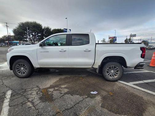 2024 Chevrolet Colorado LT