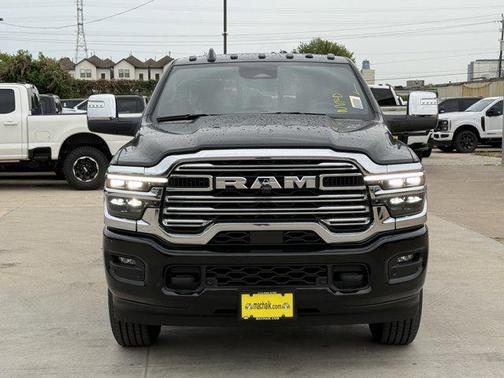 2025 RAM 2500 Laramie Crew Cab 4x4 6'4' Box