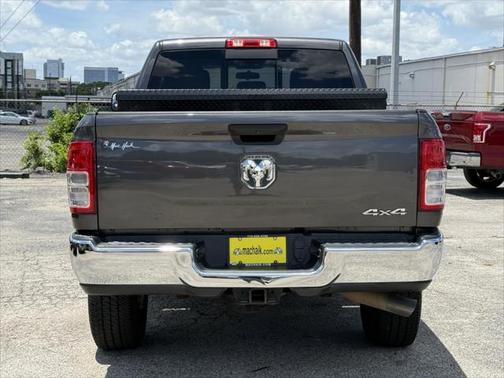 2019 RAM 2500 Tradesman Crew Cab 4x4 6'4' Box