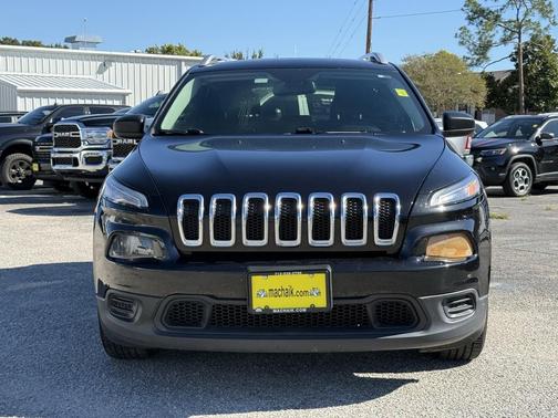 2015 Jeep Cherokee Sport
