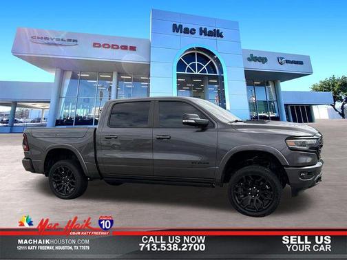 Granite Crystal Metallic Clearcoat 2021 RAM 1500 Limited