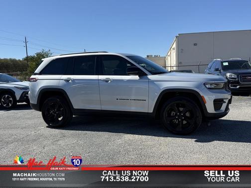 2022 Jeep Grand Cherokee Altitude