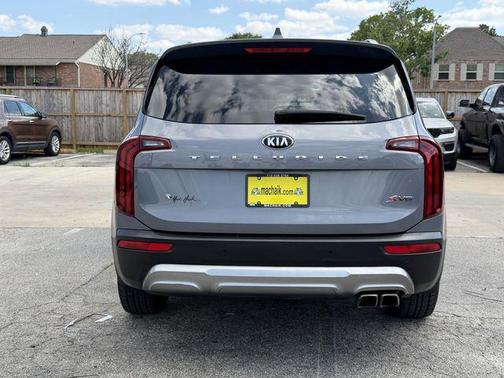Everlasting Silver 2020 Kia Telluride S