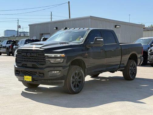 2025 RAM 2500 Laramie Crew Cab 4x4 6'4' Box