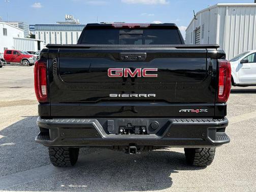 2022 GMC Sierra 1500 AT4X