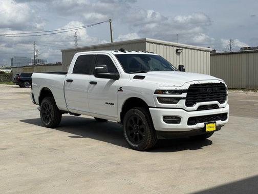 2025 RAM 2500 Lone Star Crew Cab 4x4 6'4' Box