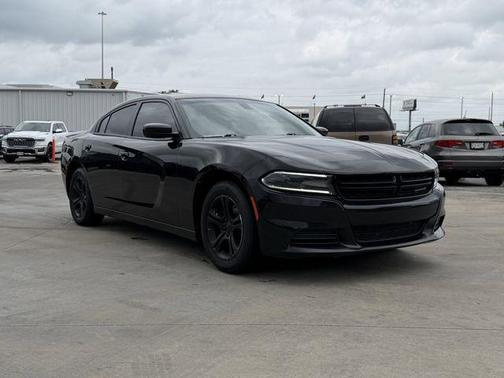 Pitch Black Clearcoat 2019 Dodge Charger SXT