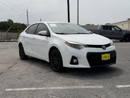 Super White 2016 Toyota Corolla S w/Special Edition Pkg
