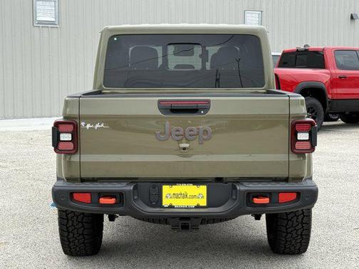 2025 Jeep Gladiator Mojave X