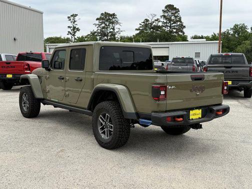 2025 Jeep Gladiator Mojave X