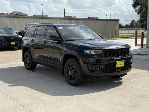 2025 Jeep Grand Cherokee Altitude