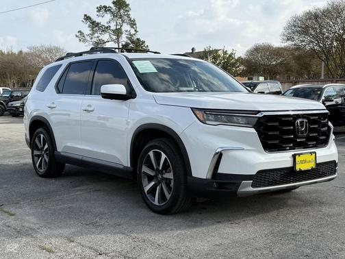 2023 Honda Pilot AWD Elite