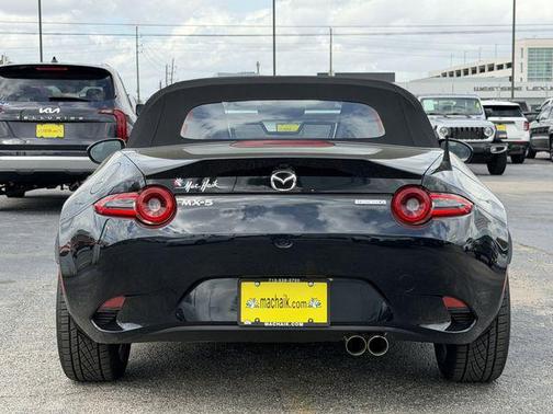 2025 Mazda MX-5 Miata Sport