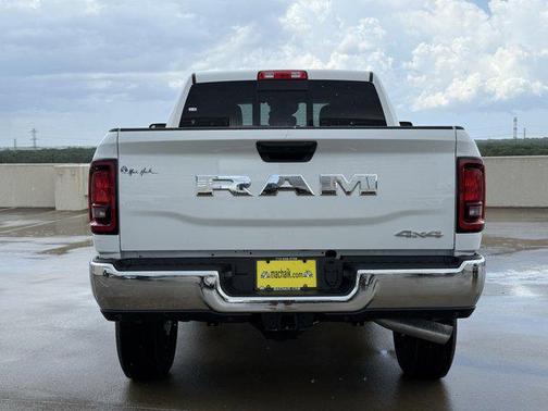 2025 RAM 2500 Tradesman Crew Cab 4x4 6'4' Box