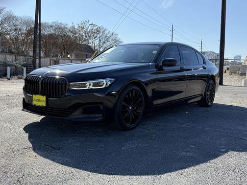 2020 BMW 740 740i