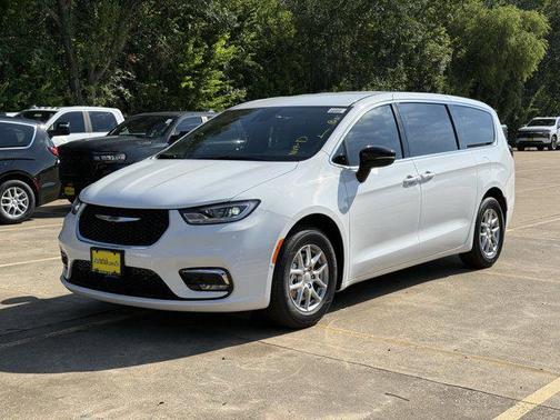 2026 Chrysler Pacifica L