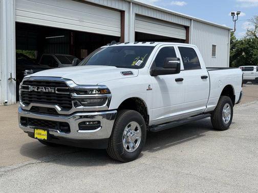 2025 RAM 2500 Tradesman Crew Cab 4x4 6'4' Box