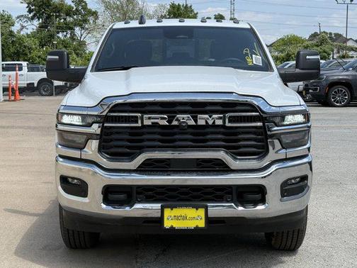 2025 RAM 2500 Tradesman Crew Cab 4x4 6'4' Box
