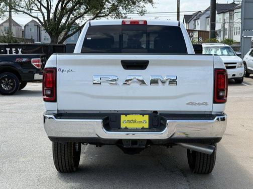 2025 RAM 2500 Tradesman Crew Cab 4x4 6'4' Box