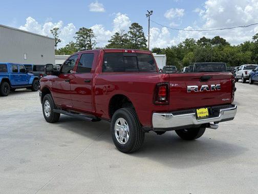 2025 RAM 2500 Tradesman Crew Cab 4x4 6'4' Box