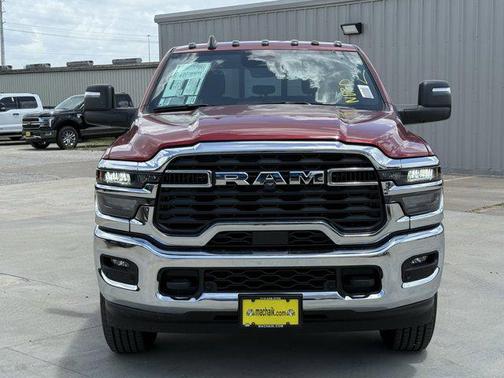 2025 RAM 2500 Tradesman Crew Cab 4x4 6'4' Box