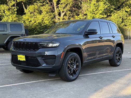 2025 Jeep Grand Cherokee Altitude