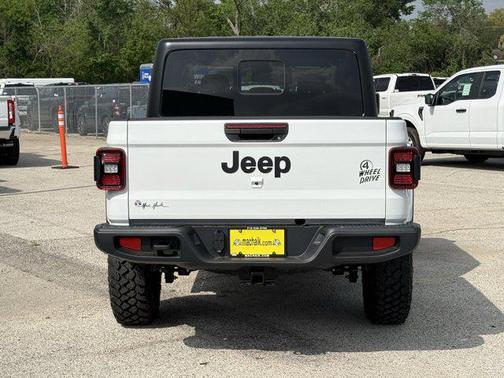 2025 Jeep Gladiator Willys
