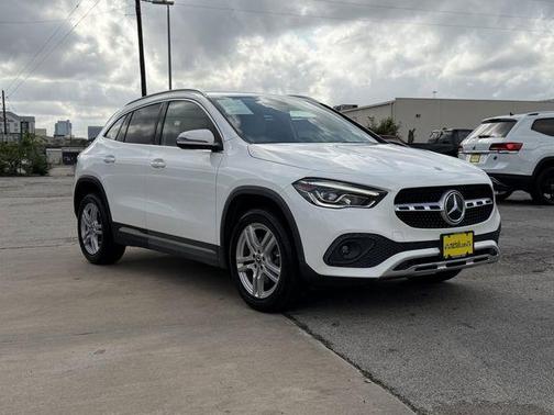 2021 Mercedes-Benz GLA 250 Base 4MATIC