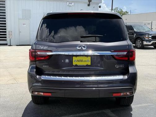 2023 INFINITI QX80 Luxe