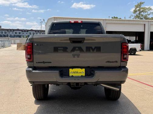 Ceramic Gray Clearcoat 2026 RAM 2500 Lone Star Crew Cab 4x4 6'4' Box
